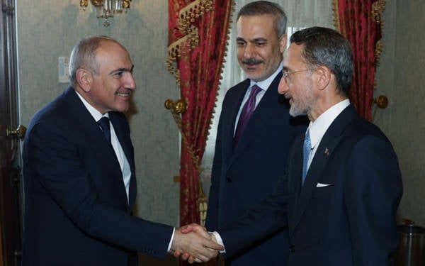 Paşinyan’dan Fidan’a ‘Zengezur Koridoru’ yanıtı