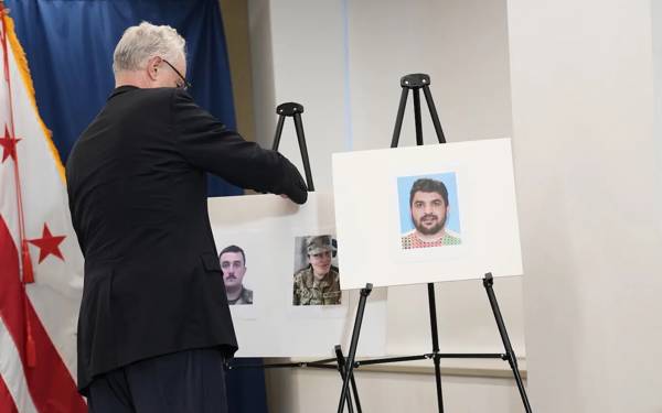 ABD: Vurulan Ulusal Muhafızlardan Sarah Beckstrom öldü