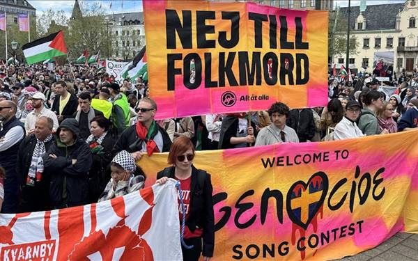 İspanya ve Hollanda İsrail'in katılmasına izin verilen Eurovision Şarkı Yarışması'ndan çekildi