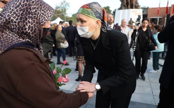 Şehzadeler Belediye Başkanı Gülşah Durbay hayatını kaybetti
