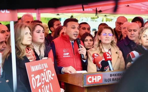 Özgür Çelik: İddianamelerde delil yok, siyaset var