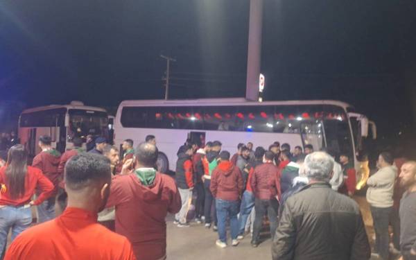 Li Bodrumê nijadperestan êrişî alîgirên Amedsporê kirin