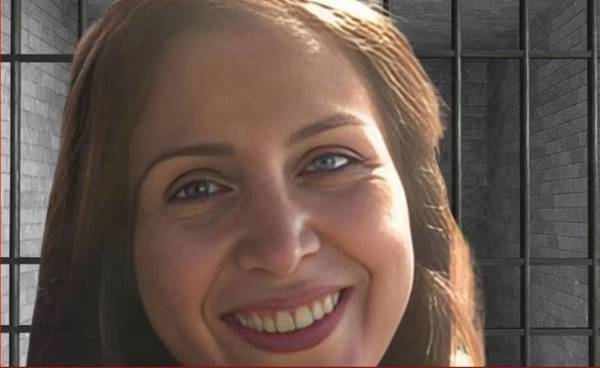 400 jinên navdar li dijî dervekirina Zahra Tabariyê bang li Îranê kirin