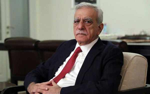 Ahmet Türk'ün beraat etmesinin ardından İçişleri Bakanlığı'ndan 'kayyım' kararı