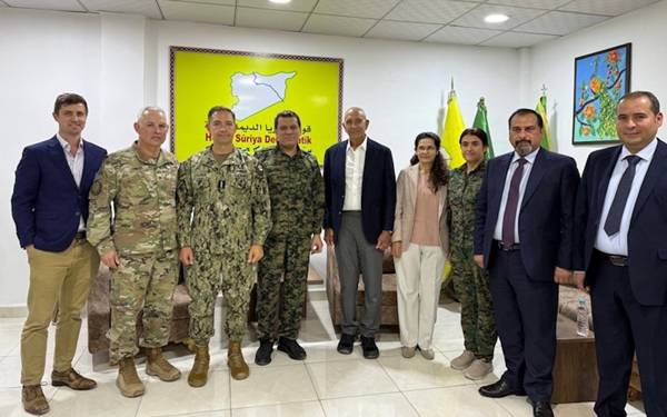 Mazlum Abdi: "Halep'in doğusundaki güçlerimizi, Fırat'ın doğusuna çekiyoruz"