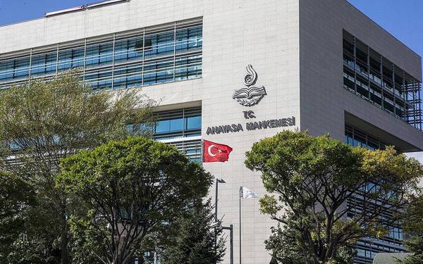 AYM’den cezaevlerinde ‘görüş dinlemeye’ ihlal kararı