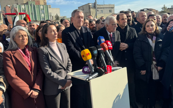 Bakırhan'dan Bahçeli'ye yanıt: SDG bal gibi Kürtleri temsil ediyor