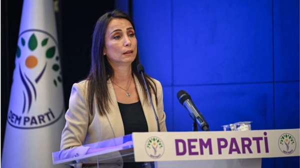 /haber/dem-parti-den-aciklama-es-genel-baskan-hatimogullari-rojava-ya-gidiyor-315845
