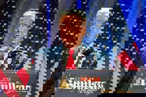 /haber/wsj-trump-iran-a-saldirmak-icin-baski-yapiyor-315835