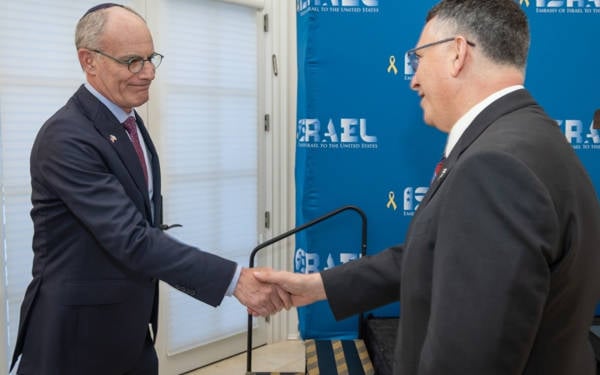 “İsrail hiçbir zaman Suriyeli Kürtlere yönelik bir saldırıyı onaylamadı”