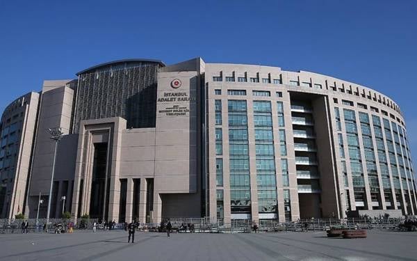 Papel Elektronik Para'ya operasyon: Kayyım atandı