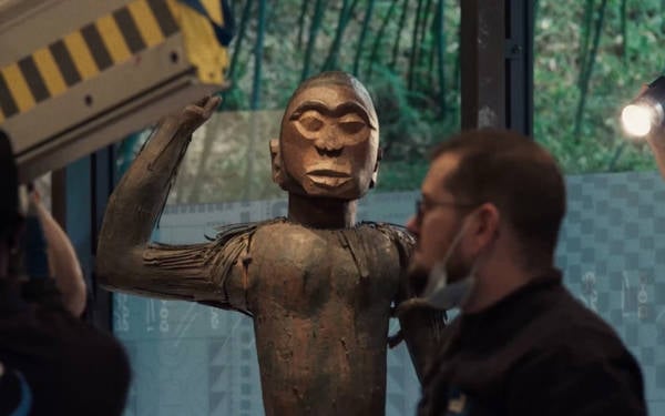 Sömürge mirası eserlerin iadesi Fransa Senatosu’ndan geçti