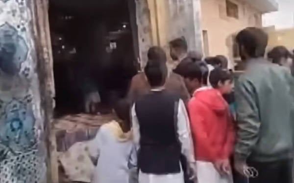 Pakistan: İslamabad'da Şii camisine intihar saldırısında en az 31 kişi öldü