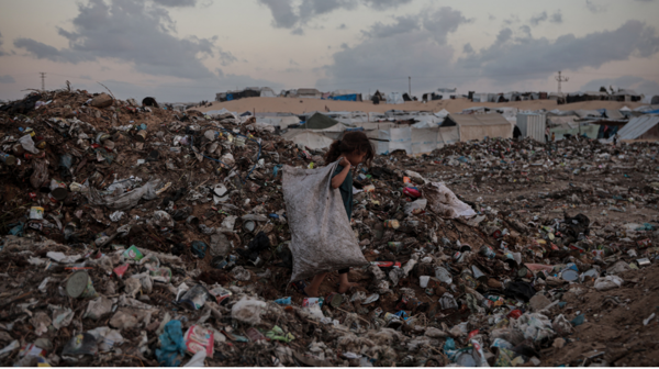 Yaklaşık 183 bin çocuk yoksulluk sarmalında