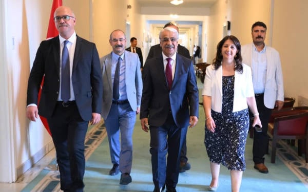 İmralı Heyeti, Abdullah Öcalan ile görüşecek