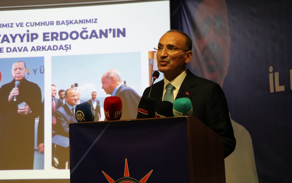 Bekir Bozdağ'dan Erdoğan'ın yeniden adaylığı hakkında açıklama