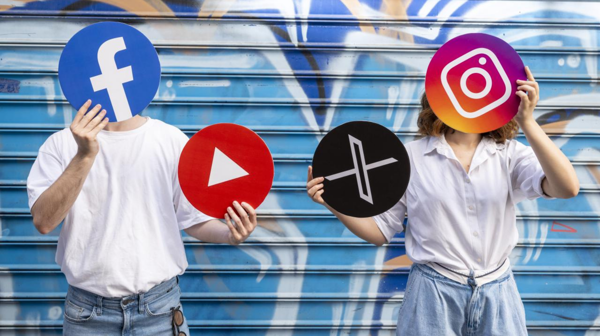 /haber/bakan-goktastan-15-yas-altina-sosyal-medya-yasagi-aciklamasi-316823