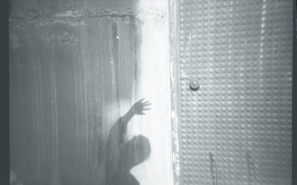 Hikayelerini kadraja alan çocuklar: Fotohane Darkroom