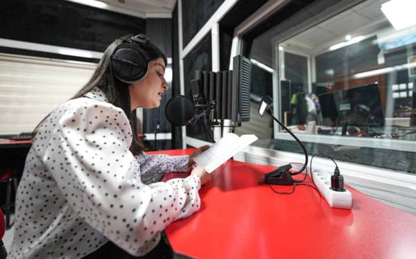 66 dilxwazan ji bo kesên çavên wan nabînin 31 pirtûk bideng kir