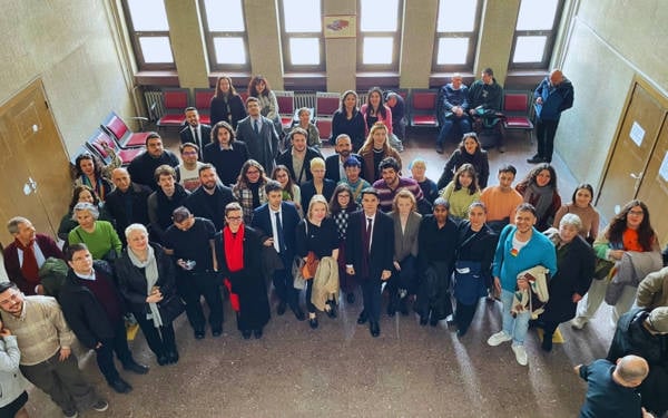 /haber/genclik-ve-lgbti-haklari-savunucusu-enes-hocaogullari-hakkinda-beraat-karari-316996