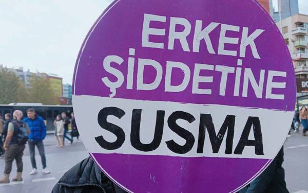 /haber/sosyal-hizmet-uzmanlari-dernegi-istanbul-subesi-nden-erkek-siddeti-aciklamasi-317150