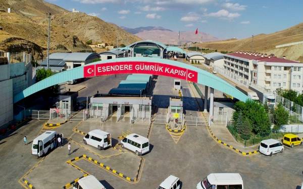 ABD'nin İran saldırısı Türkiye'de enflasyonu artıracak, faizleri yükseltecek