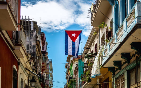 /haber/abdli-senator-kubadaki-komunist-diktatorlugun-gunleri-sayili-317340