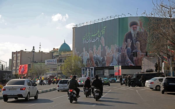 /haber/iran-kizilayi-saldirilarda-4-binden-fazla-sivil-bina-zarar-gordu-317420