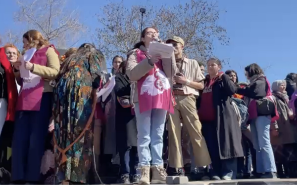 Kadıköy’de 8 Mart buluşması: LGBTİ+ aktivisti gözaltına alındı