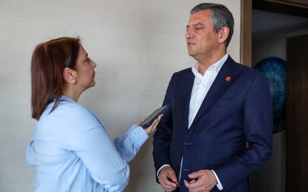 Özel, bianet’e konuştu: CHP’yi kapatmak isteyenlere seslendi, denemesi bedava