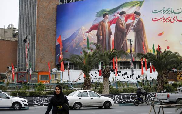 /haber/iran-disisleri-mucteba-hamaney-yarali-ama-iyi-317659