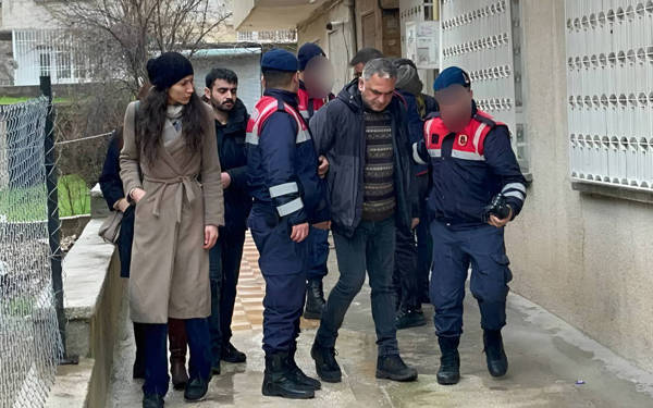 /haber/16-sendikadan-ortak-mehmet-turkmen-aciklamasi-hak-aramak-suc-gibi-gosteriliyor-317796