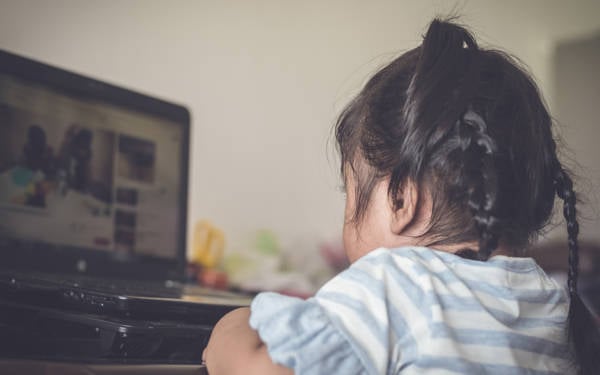 400’den fazla bilim insanı: Yaş doğrulama interneti daha güvensiz hale getirebilir