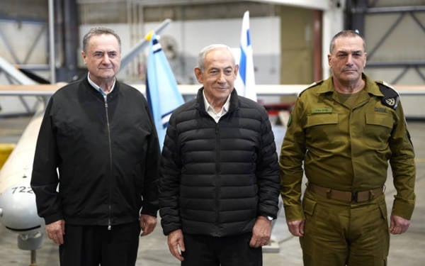 İsrail Savunma Bakanı: Gelecek hafta İran’a saldırıları yoğunlaştıracağız