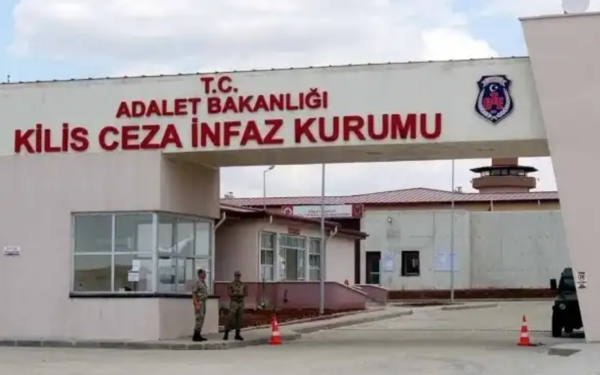 Adli koğuş dayatmasını kabul etmeyen mahpuslara 'tekli hücre' dayatması