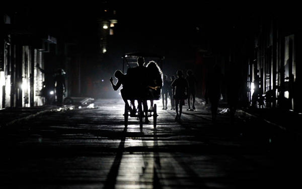 Rusya: Küba’ya petrol sevkiyatının devam etmesi için çalışıyoruz