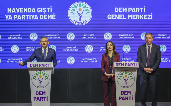 CHP'den DEM Parti ziyareti: "Toplum erken seçim beklentisindeyse biz hazırız"