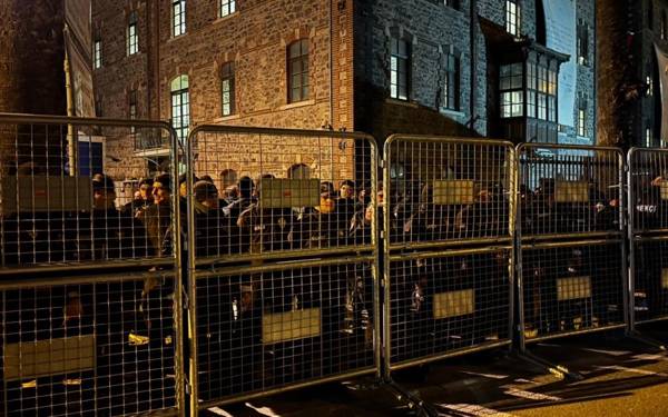 İzmir Büyükşehir’in kullandığı tarihi binada tahliye süreci