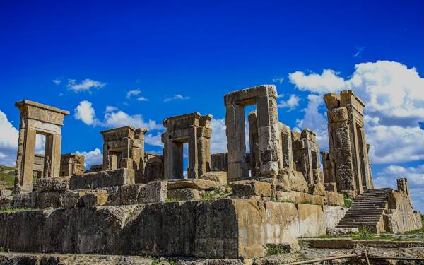 Trump'ın "İran'da medeniyeti yok etme" tehdidine Cumhuriyetçilerden de sert tepkiler