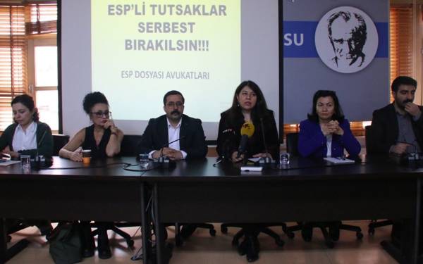 Avukata dosya yok, kadınlara mahremiyet yok: 84 kişi için acil tahliye çağrısı