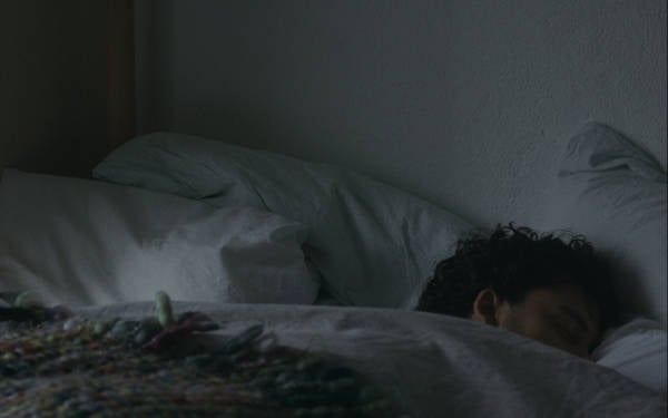 Elit İşcan’ın kısa filmi ‘Uyuyamadım, Eve Gidiyorum’, Riga’da