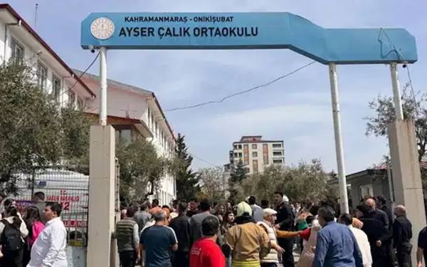 Okul saldırıları | Eğitim sendikaları Cuma günü de iş bırakacak