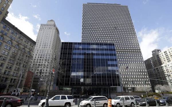 Trump, 166 milyar dolarlık kanunsuz gümrük vergisi tahsilatını geri ödeyecek