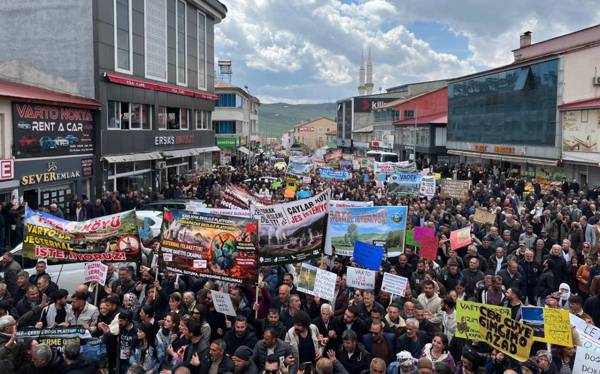 Varto'da doğa talanına karşı miting