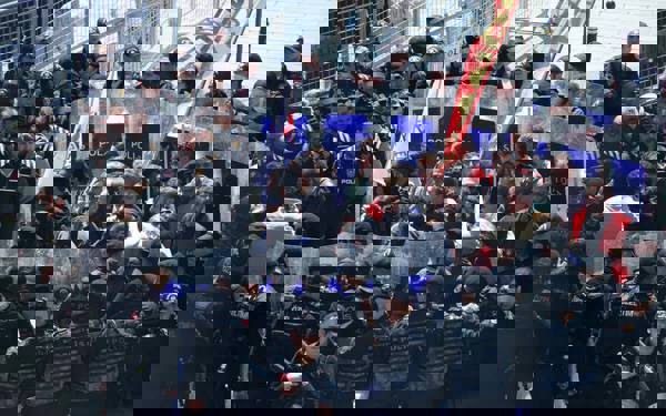 Uluslararası Af Örgütü’nden “Taksim protestolara açılsın” kampanyası