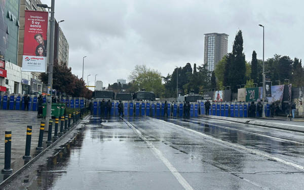 Taksim’de 1 Mayıs kutlanmasın diye İstanbul kapalı