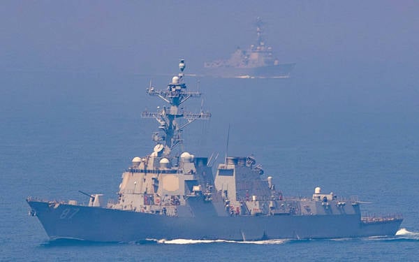 İran-ABD: Hürmüz’de karşılıklı saldırılar