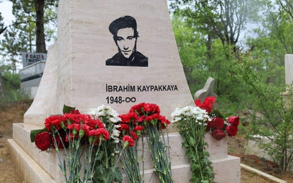 İbrahim Kaypakkaya, mezarı başında anıldı