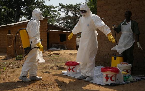 WHO Demokratik Kongo Cumhuriyeti'nde Ebola için Halk Sağlığı Acil Durumu ilan etti