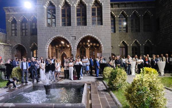 Weqfa Mezopotamyayê ji bo danasîna “Rêbera Rastnivîsînê” resepsiyonek li dar xist